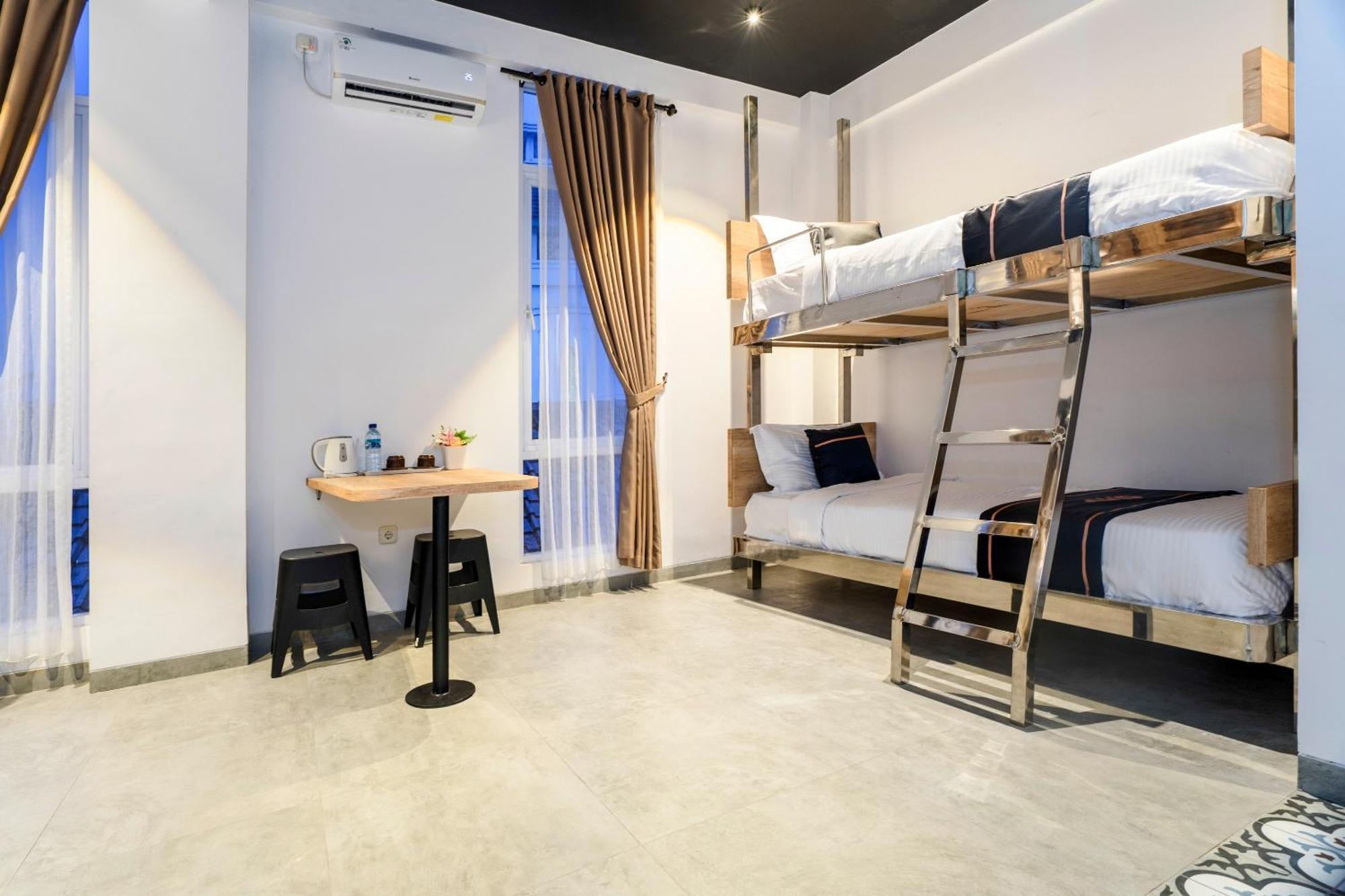 מלון יוגיאקרטה Super Oyo Collection O 2627 Ratamya Co-Living מראה חיצוני תמונה